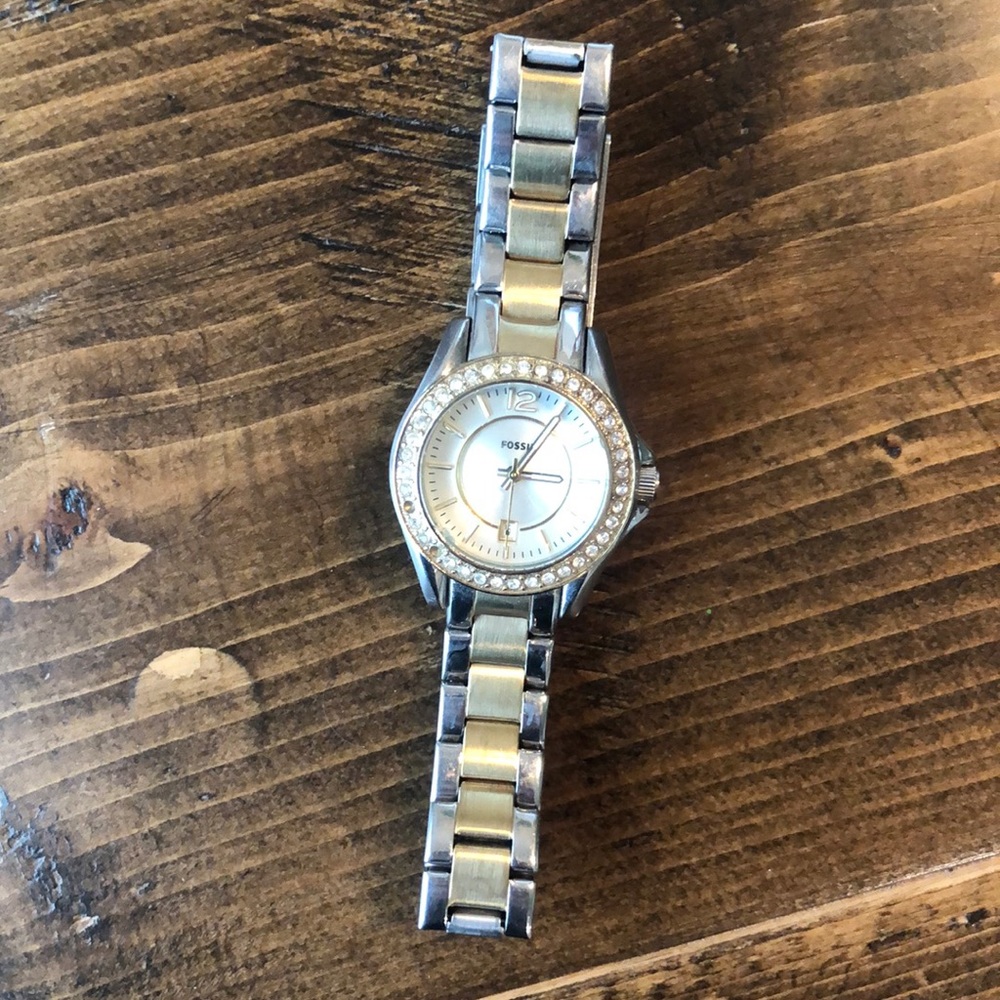 Two tone fossil watch